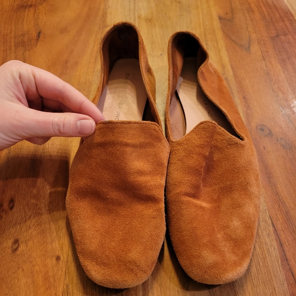Rust suede Chinese Laundry flats - Picture 3 of 3